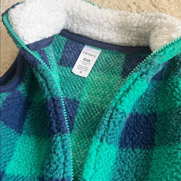 Carter's Fleece Vest Bundle 6-9Mo - Picture 5 of 5